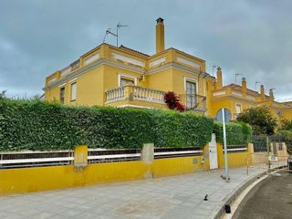 Casa pareada en venta en V Centenario-Piletas-Capuchinos en Sanlúcar de Barrameda