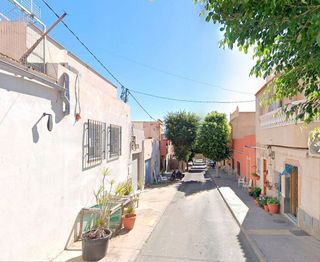 Casa adosada en venta en La Chanca - Pescadería en Almería