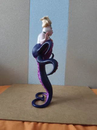 Muñeco Úrsula Tentáculos Articulables