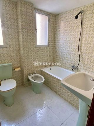 Piso en venta en Residencia en Logroño