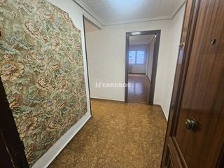 Piso en venta en Residencia en Logroño