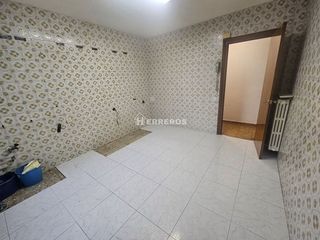 Piso en venta en Residencia en Logroño