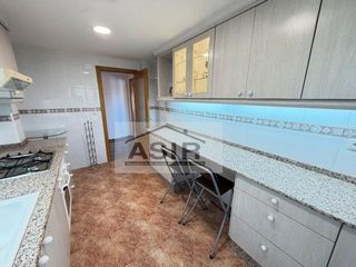 Piso en venta en L'Alquenència en Alzira