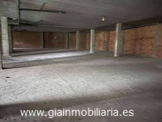 Local comercial en venta en Mos