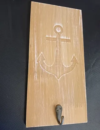 Perchero de madera - NO con InPost