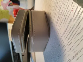 Joyería nueva beige