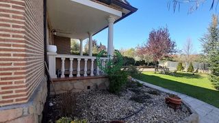 Chalet en alquiler en Pedrezuela