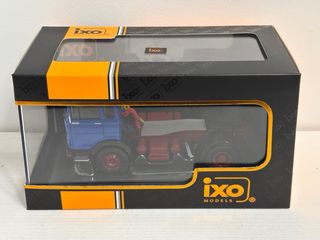 Mercedes Benz LPS escala 1/43