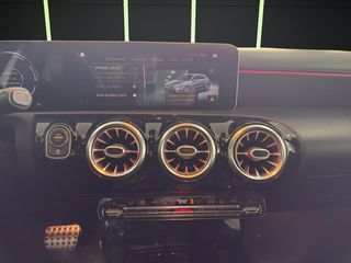 Mercedes-Benz Clase A 200 120 kW (163 CV)