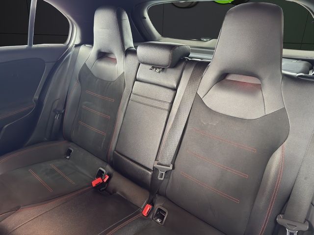 Mercedes-Benz Clase A 200 120 kW (163 CV)