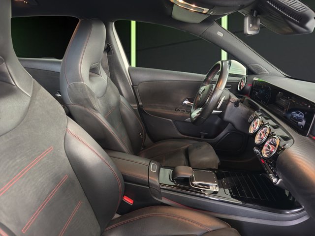 Mercedes-Benz Clase A 200 120 kW (163 CV)