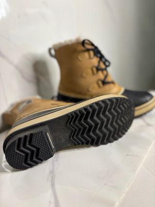 Stivaletti Sorel Beige e Neri