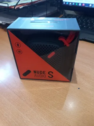 Altavoz Nude Audio S Bluetooth Negro/Rojo