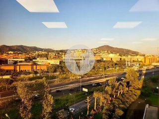 Oficina en alquiler en Sant Just Desvern