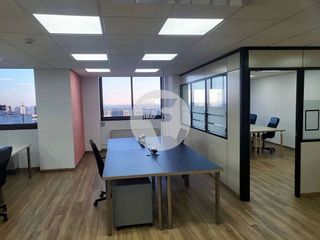 Oficina en alquiler en Sant Just Desvern