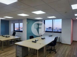 Oficina en alquiler en Sant Just Desvern