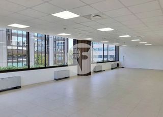 Oficina en alquiler en Sant Just Desvern