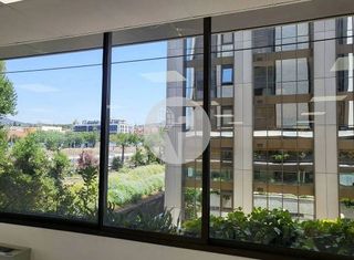 Oficina en alquiler en Sant Just Desvern