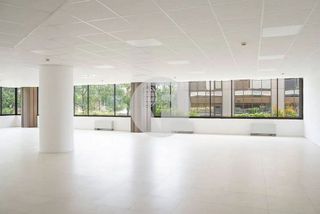 Oficina en alquiler en Sant Just Desvern