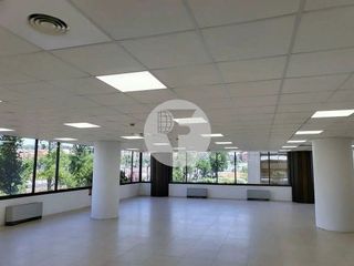 Oficina en alquiler en Sant Just Desvern