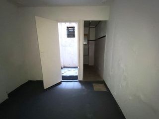 Local comercial en alquiler en La Caleta - La Viña en Cádiz