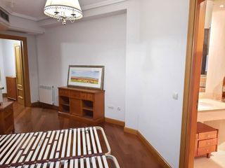 Piso en alquiler en Pº Zorrilla - Cuatro de Marzo en Valladolid