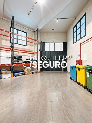 Local comercial en alquiler en La Hoya - Moscatelares en San Sebastián de los Reyes