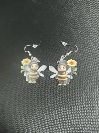 Pendientes Abejita