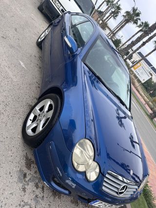 Mercedes-Benz Clase C 2004