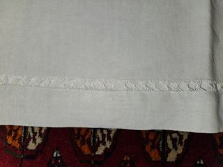 Lenzuola antiche ricamate a mano