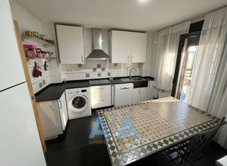 Casa adosada en venta en El Poblado - Abulagar en Puertollano