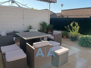 Casa adosada en venta en El Poblado - Abulagar en Puertollano