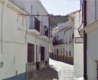 Casa adosada en venta en Ubrique