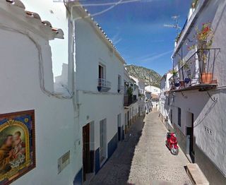 Casa adosada en venta en Ubrique