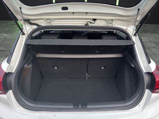 Hyundai i20 1.2 MPI Essence LE 55 kW (75 CV)