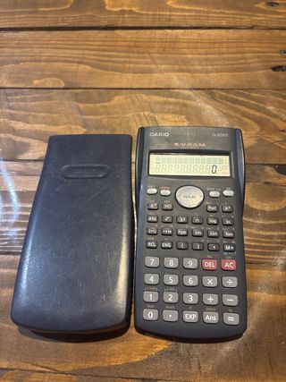 Calculadora Científica Casio fx-82MS
