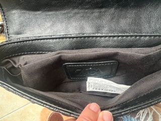 Bolso Negro Zara Animal Print Cadena