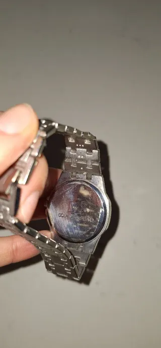 Reloj Azul y Plateado