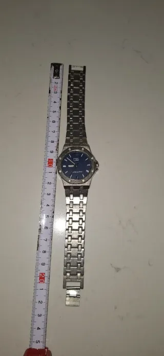 Reloj Azul y Plateado