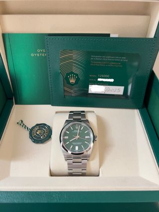 Rolex Oyster Perpetual 36 Verde 126000 NUEVO 2025