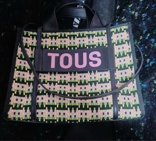 Bolso Tous tejido verde y rosa