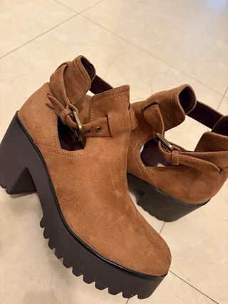 Botines plataforma Carmel marrones