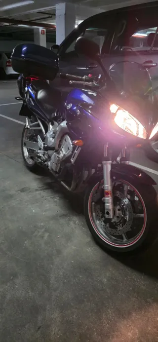 Yamaha FZ6 Naked Azul/Negro