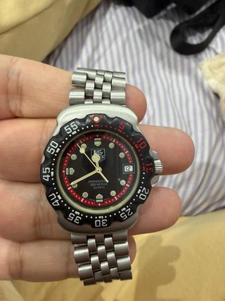 TAG Heuer Professional 200 Meters Quartz