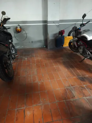 Alquiler de plaza de garaje para moto