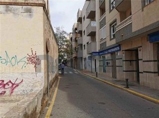 Local comercial en venta en Pabellón - Estación - El Corte Inglés en Ejido (El)