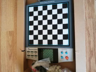 Computadora de ajedrez Aquamarine Games