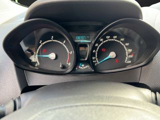 Ford Tourneo Courier 1.5 TDCi Trend 70 kW (95 CV)