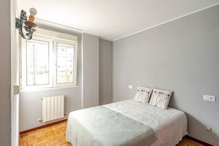 Piso en venta en El Llano en Gijón