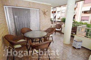 Piso en venta en Zona Piscinas en Burriana